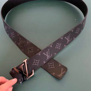 Louis Vuitton Men's Belt